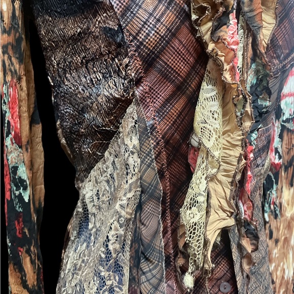 1990’s dress shirt, Alberto Makali designs - Picture 5 of 6